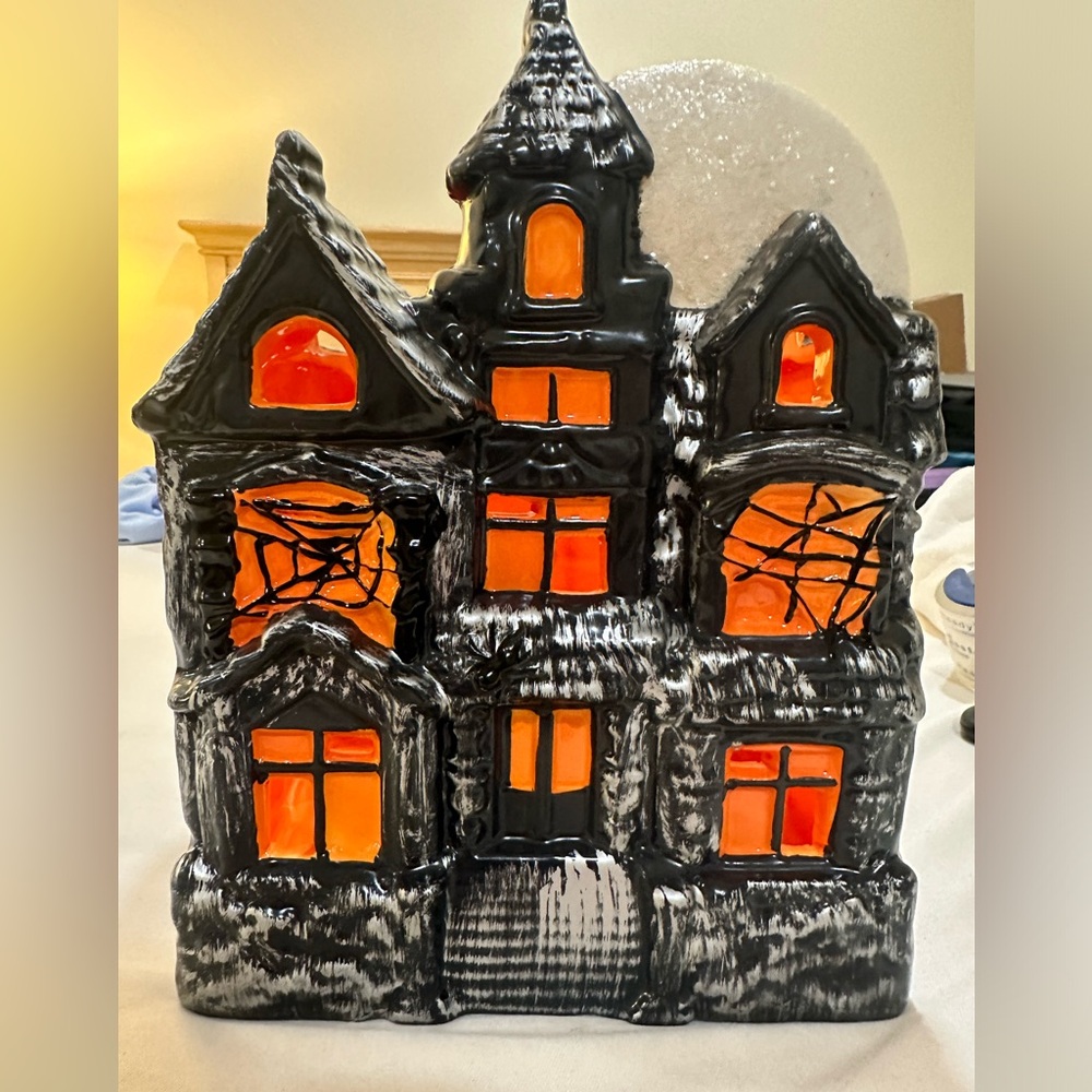 Homework’s by Harry Slatkin 3wick Halloween luminary